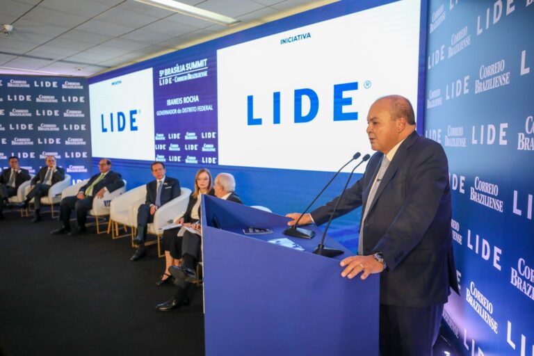 No 5º Brasília Summit, Ibaneis aponta avanços e promete ampliar regularização rural