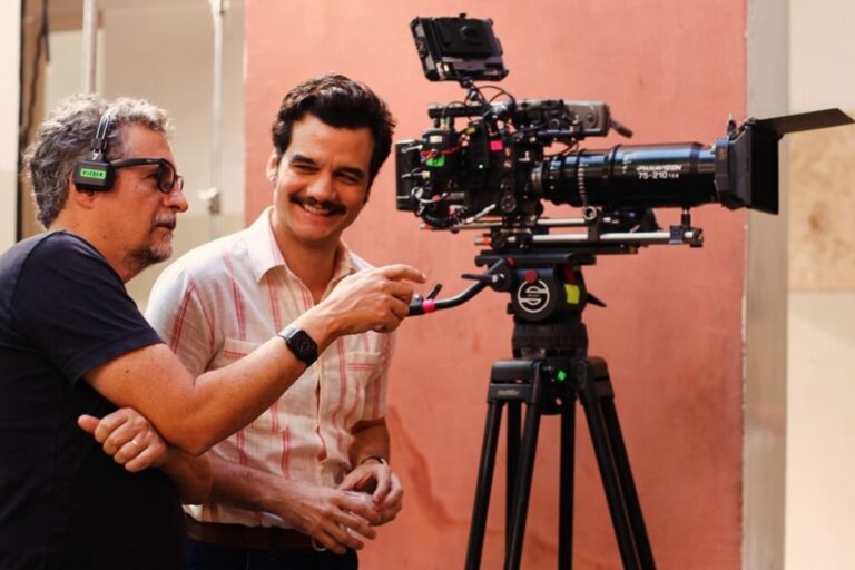 Wagner Moura e Kleber Mendonça celebram indicações ao Globo de Ouro