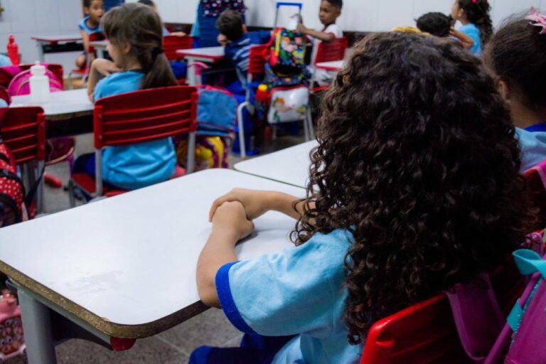 Consulta às vagas escolares para 2026 já está liberada no DF