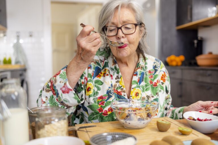 saiba como o horário em que comemos influencia na saúde