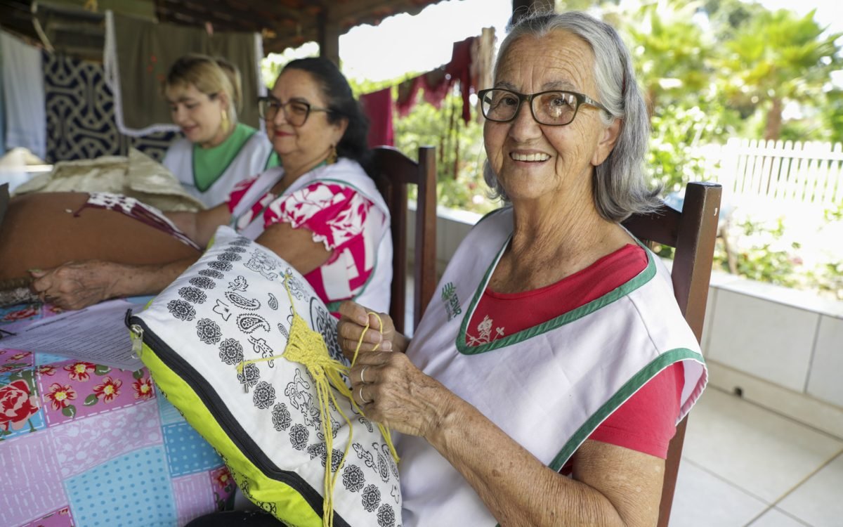 Curso de macramê incentiva empreendedorismo de moradoras da área rural de Ceilândia