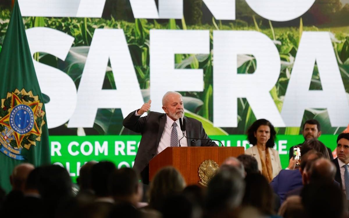 Governo avalia baixar juros de alimentos no Plano Safra, diz ministro